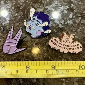 3 enamel pins - spooky set